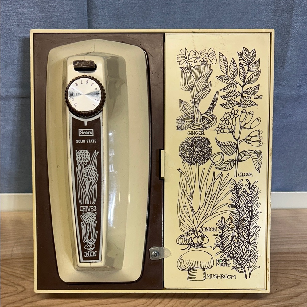 Rare Vintage Hand Mixer Sears Wall Mount Counter Craft Beige Tested